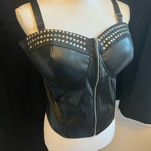 Oppa zip up corset top, very comfortable